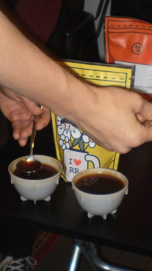 Cupping runty roaster